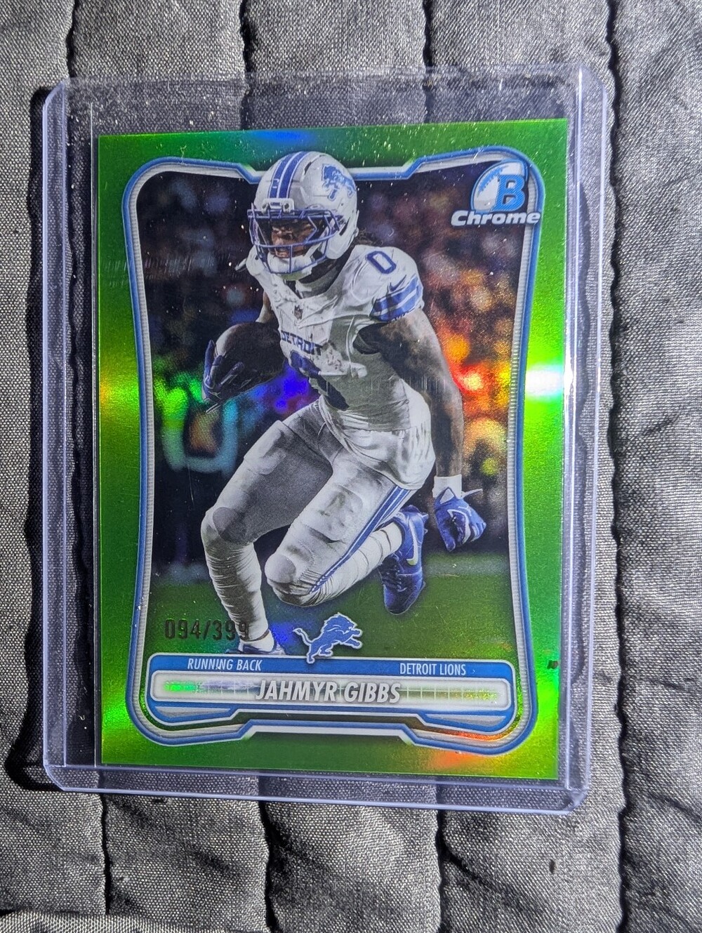 2026 Bowman Chrome Football Jahmyr Gibbs #BCV-30 Neon Green /399 Detroit Lions